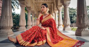 a beautil indian women in Marwadi Chunri Saree